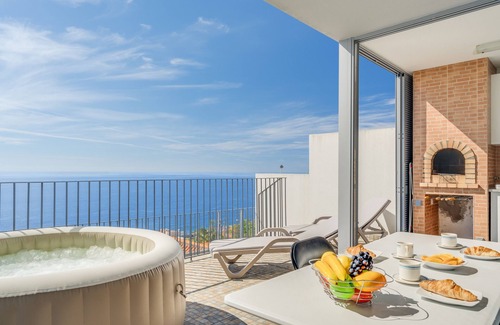 Santa Cruz House | Casa Morena by Atlantic Holiday