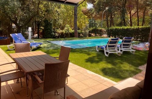 Vidreres House | Casa Natura Flassia de 240m2 con piscina privada