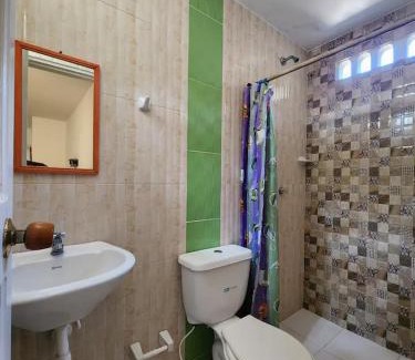 Tolu House | Casa Navarro Hostal - Junto al Mar