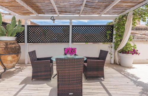 Noto Historic Centre House | Casa Neathon - Whole House 14 guest