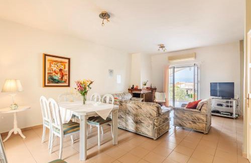 Petalidi Apartment | Casa Nebari Seaside Retreats - Fully Equipped, Ideal Spot
