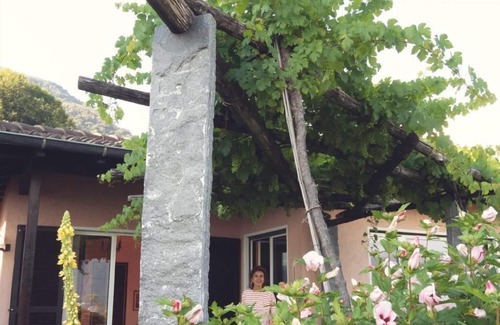 Minusio House | Casa Nespole, family nest with lake view