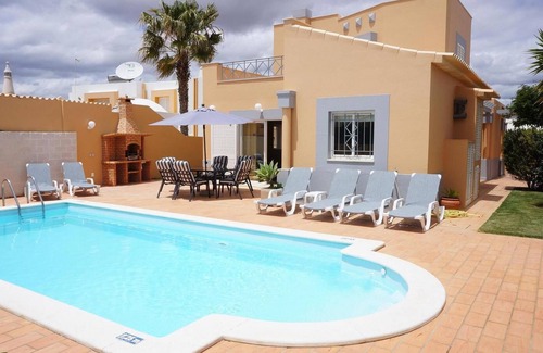 Castelo House | Casa Netos - 3 bedroom Villa in Galé