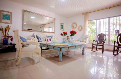 Riohacha House | Casa Nora Alojamiento Entero, 4 Habitaciones Capacidad Máxima 9 huéspedes