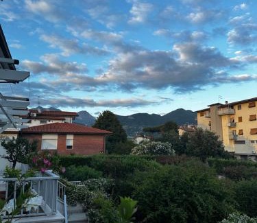 Querceta Apartment | Casa Norma Oasi di pace a un passo dal mare