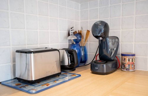 Calvi Apartment | casa notte : appart spacieux, calme, Plage et centre de calvi 15 min à pied