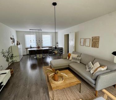 Herford House | "Casa Nova - Garden Retreat Herford" ruhiges Townhouse mit Garten & Stil nahe Messe Bad Salzuflen