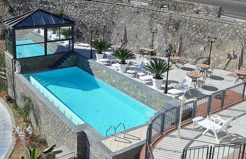 La Spezia House | Casa Nuria B: A modern and graceful studio apartment which faces the sun and the sea, with Free WI-FI.