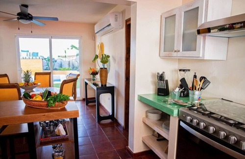 La Paz House | Casa Oasis Summary: W