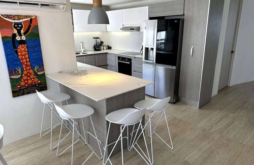 Cartagena District Apartment | Casa OZ - Modern, Sleek and Spacious 3 bedroom condo in Bocagrande Cartagena