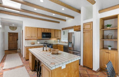 South Oceanside Villa | Casa Pacifica, Beachfront w/Fire Ring in Sand