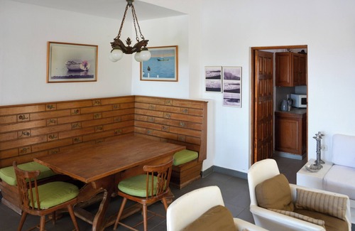 Pisco House | Casa Paracas by Wynwood House