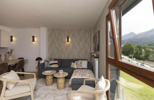 Panticosa Apartment | Casa Pareja by BeValle