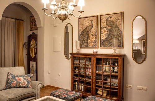 La Catedral House | Casa Patio de los Arcos