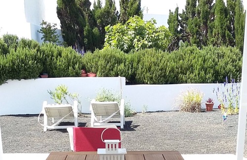Haria House | CASA PEPA- COMPLETE VILLA IN THE VALLEY OF THE THOUSAND PALMERAS LANZAROTE