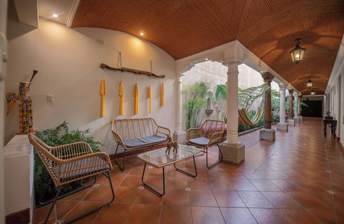 Antigua Guatemala House | Casa Piawi- Center of Antigua 4 blocks Central Park