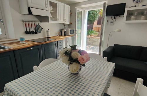 Marciana Marina Apartment | Casa Pitturini comfortable apartment in quiet area 500 m from the sea