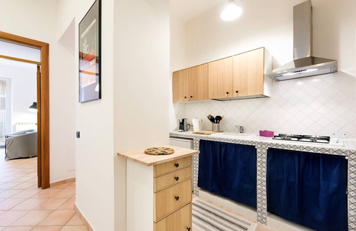 Quartieri Spagnoli Apartment | Casa Plebiscito - 2 bedroom flat in the heart of Naples