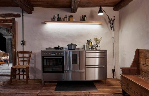 Aurigeno House | Casa Portico - Foundation Holidays in a listed building