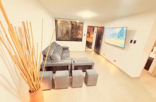 Zona Rosa House | Casa Provenza