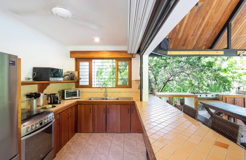 Jaco House | CASA PUMILIO: Family Vacation Home w/concierge service! Mountain, 5min to Beach.