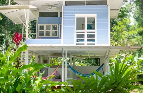 Manzanillo House | Casa Río Jungle Haven - Beach & Jungle Adventure