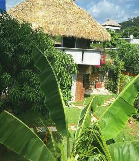 Barra de Colotepec House | Casa Real Quetzalcóatl