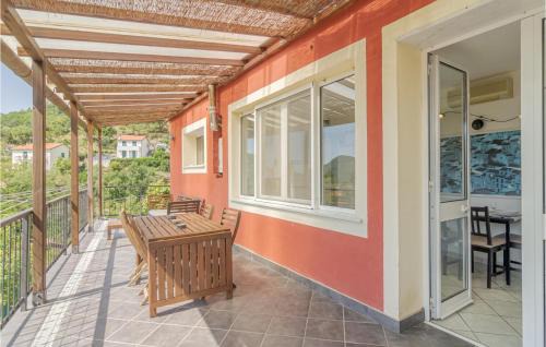 Castiglione Chiavarese Apartment | Casa Relax In Collina