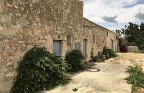 Scicli House | Casa Ritegno - Don’t panic, it’s organic (farm)