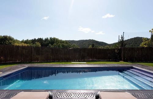 Sant Agusti de Llucanes Cottage | CASA ROVIRA (Magnificent rural house with jacuzzi in the garden and private pool)