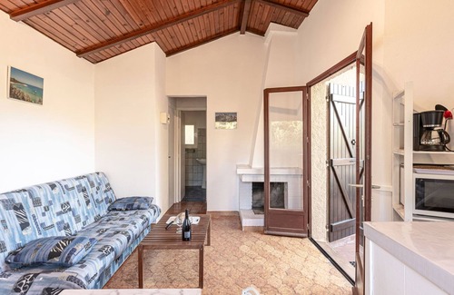 Santa Giulia House | Casa Roccapina by Interhome