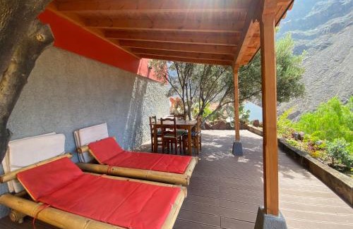 La Calera House | Casa Roja La Calera