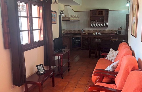 Frontera House | Casa Rural Antonio, Terrace & BBQ in Frontera