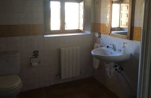 La Hiruela House | Casa Rural Clemente I, Ubicada en un Pueblo de Cuento La Hiruela