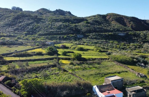 El Pinar de El Hierro Cottage | Casa rural con chimenea, barbacoa,WiFi gratuita