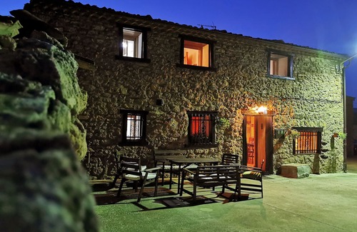 Ligos House | Casa Rural de Alquiler Completo