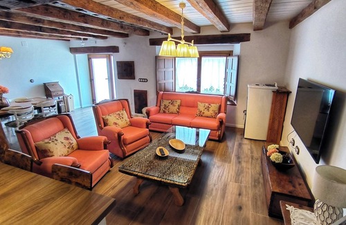 El Royo Cottage | Casa Rural El Rotejar *, ideal house for families, in the center of the village.