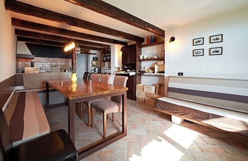 Albano Sant'Alessandro House | CASA SAN GIORGIO - THE CHARM STUDIO WITH JACUZZI