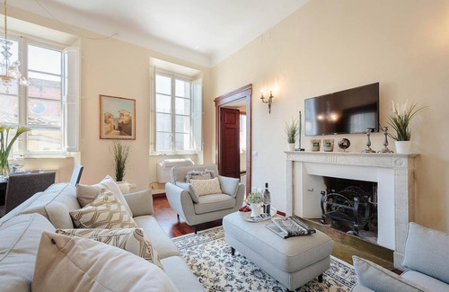 Lucca Historical Center Apartment | Casa Santa Croce in Lucca