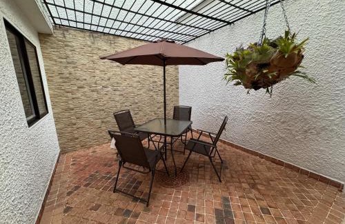 La Castellana House | Casa Serene - Habitación Cumbre