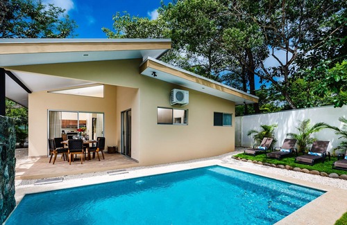 Paraiso Villa | Casa Shubha -- Newly built family villa with private pool, 5 min from the beach!