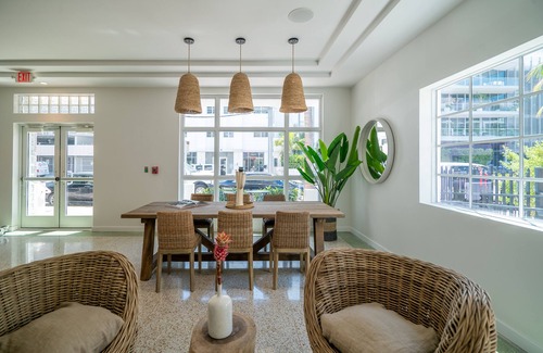 South Pointe Hotel | Casa Sofi Double bed Room