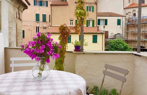 Dolcedo Apartment | Casa Stefano in the heart of the historical center of Dolcedo