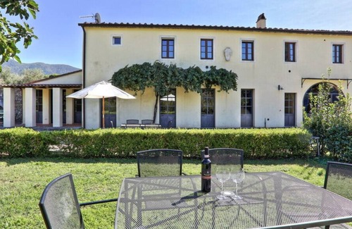 Calci Apartment | Casa Stemma 2 - Agriturismo Rosselmini | Historic residence in Tuscany