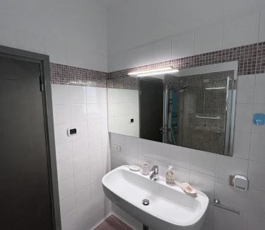 Colico Piano Apartment | Casa sull'Acqua