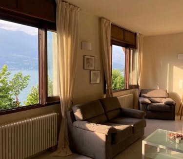Colico Piano Apartment | Casa sull'Acqua