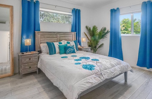 Sunset House | Casa Sunshine - Minutes to beaches, FLL airport, & Hard Rock