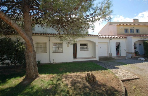 Mas Pinell House | Casa Surf - Private Pool, Aircon, close to the beach