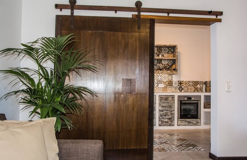 Tahiche House | Casa Tahiche - Jacuzzi, WIFI & BBQ