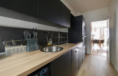 Quartier Vieux Marche-Cathedrale Apartment | Casa Tierra - Élégance et sérénité en centre-ville